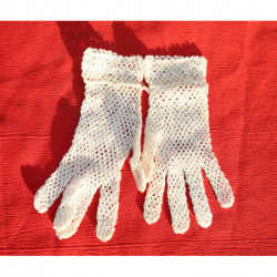 gants vintage pour enfant écru crochet neufs